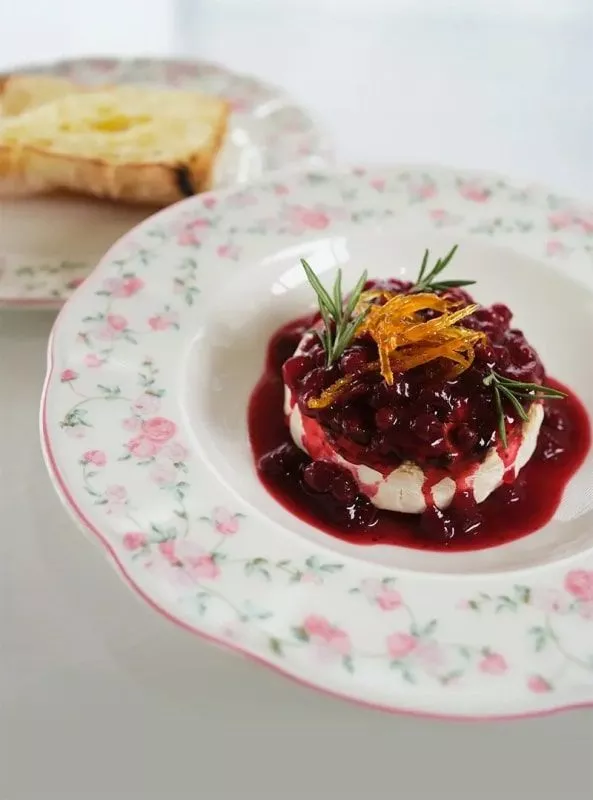 Семейное кафе «Простые радости» Семейное кафе «Простые радости»