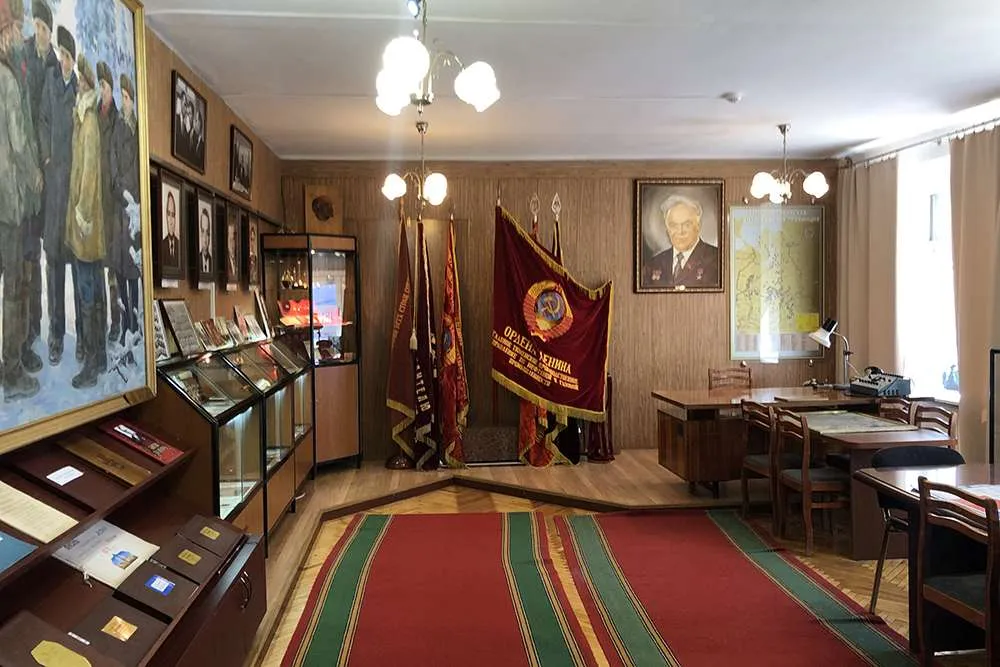 Однодневный профориентационный тур «По следам первооткрывателей тюменской нефти» - картинка 1