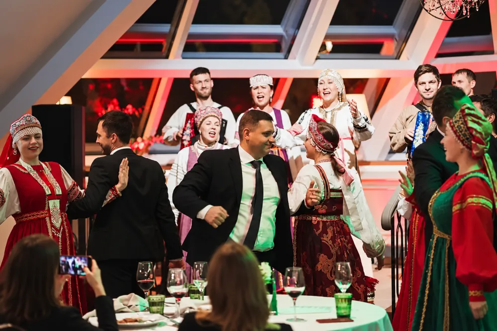 Новогодняя ночь в ресторане «Ремезов»