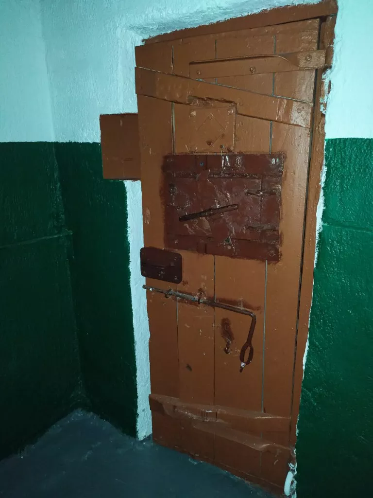 Карцер1
