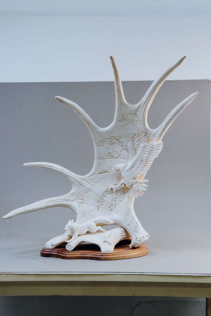 Что привезти в подарок из Тюмени - косторезные изделия 3