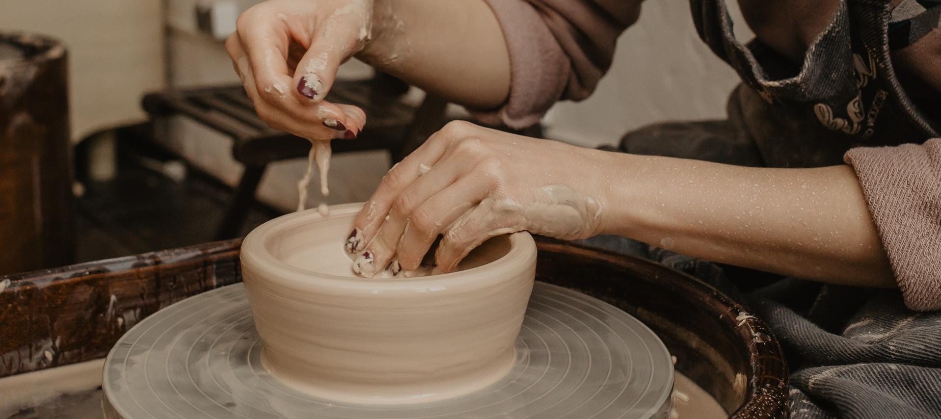 Мастер-класс по керамике в гончарной школе «Колокол»