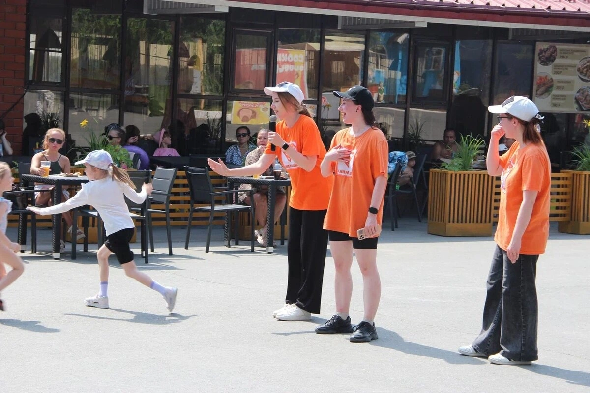 Оазис у озера в Тюмени 10