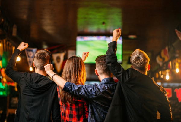 Футбольные трансляции Лиги чемпионов УЕФА и Чемпионата мира по футболу FIFA 2026 в Тюмени