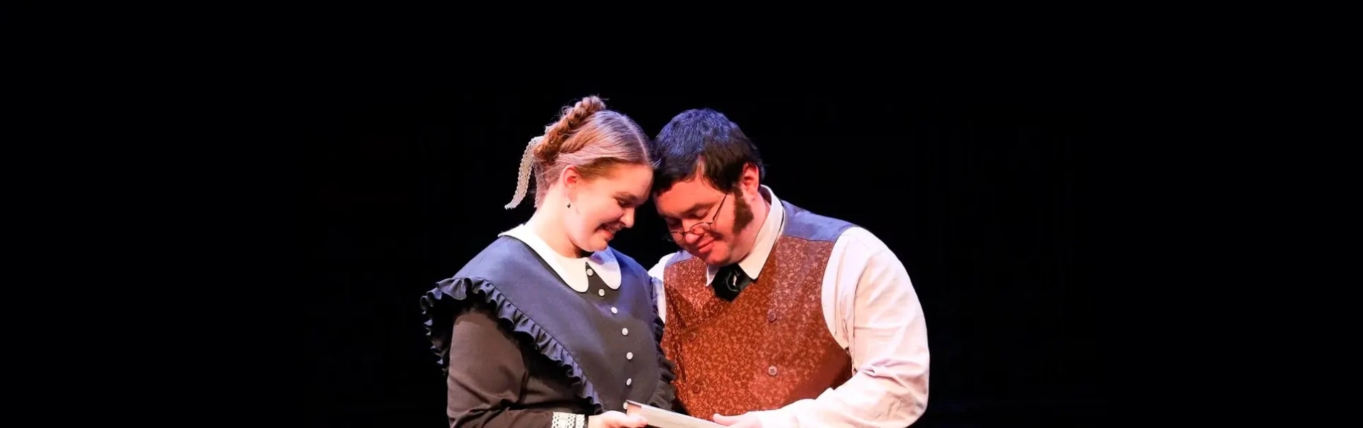 Спектакль «Обыкновенная история необыкновенного человека»