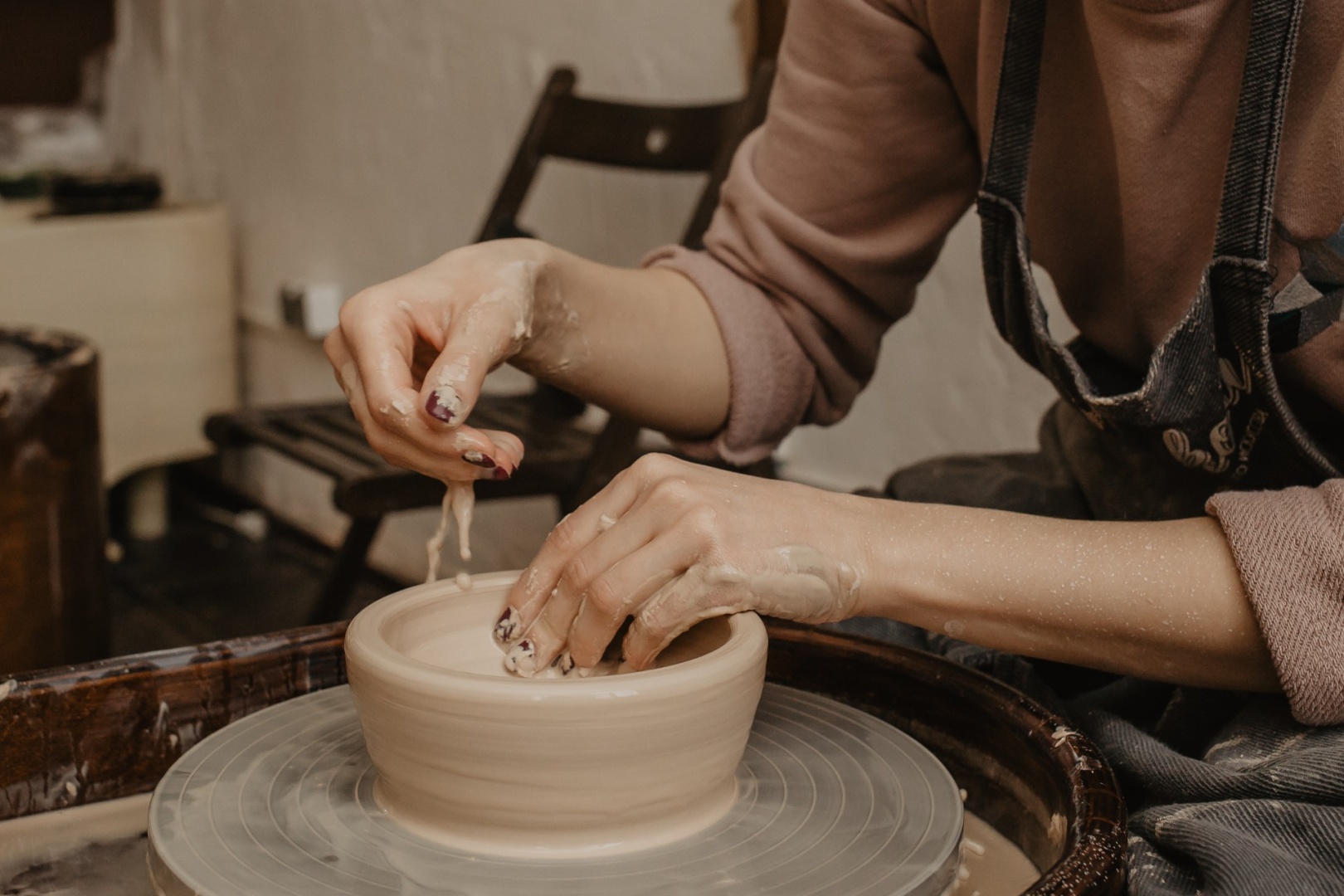 Мастер-класс по керамике в гончарной школе «Колокол»