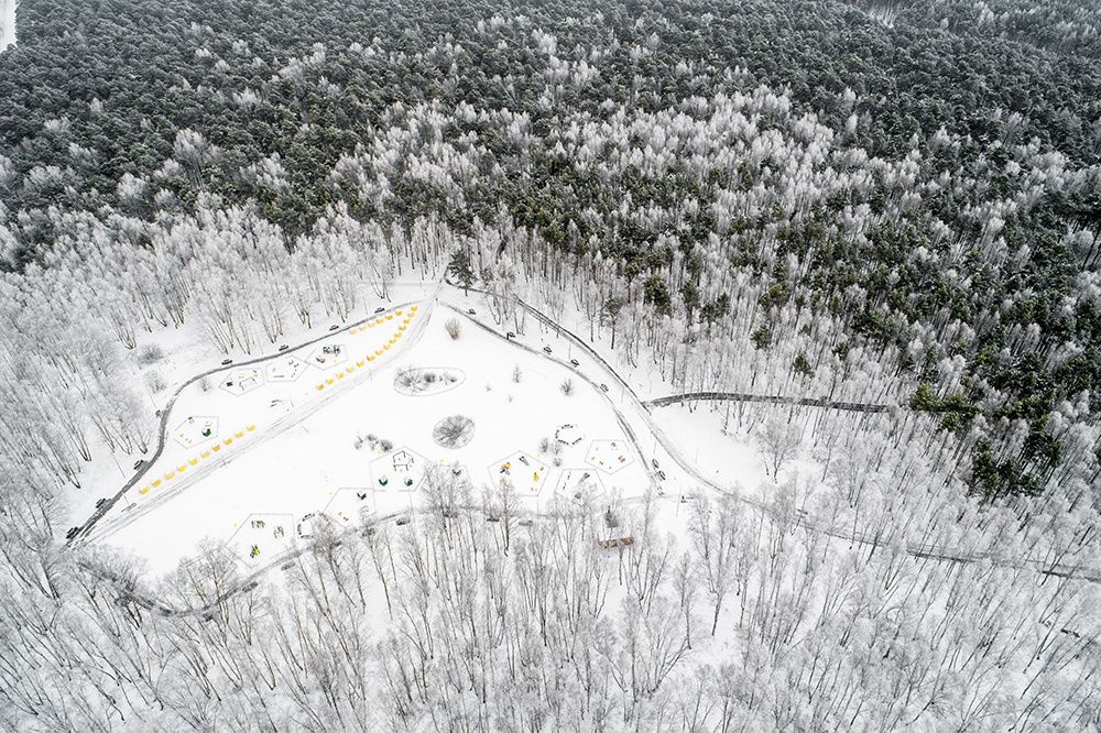 Где кататься на коньках, тюбингах и лыжах 12