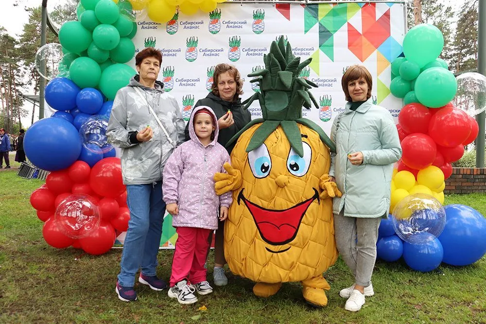 Экскурсия в Заводоуковск с посещением фестиваля «Сибирский ананас» - картинка 1