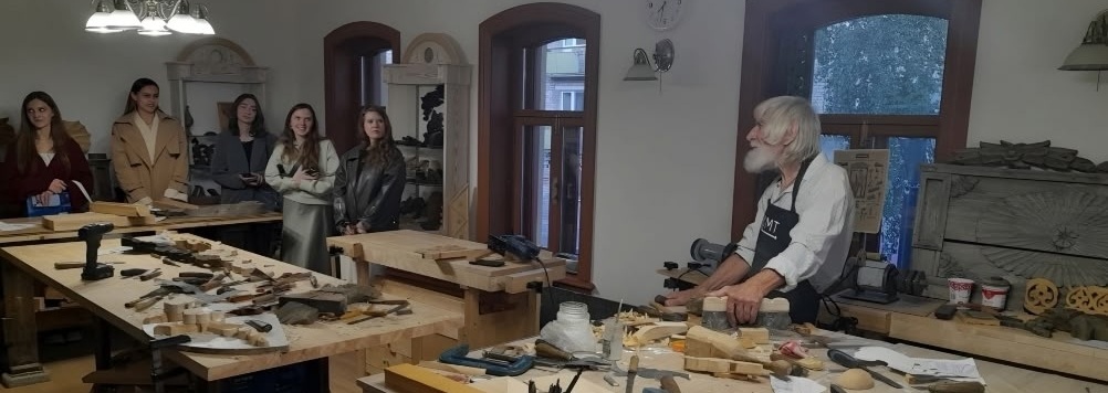 Экскурсия с мастер-классом по резьбе