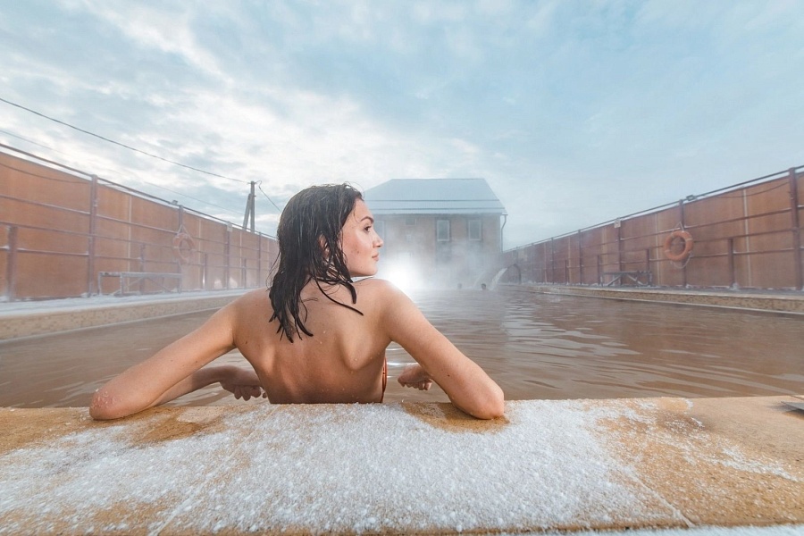 Искупаться в 40-градусной воде под Тюменью: горячо, комфортно, фешенебельно