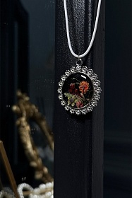 Рукотворные сувениры от локальных мастеров